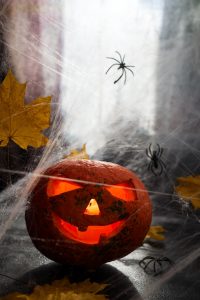 Halloween pumpkin head. S